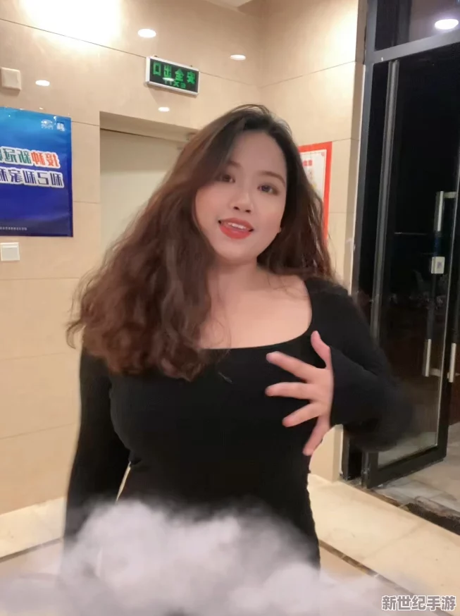 中国浓毛老太bbww毛茸茸的，惊现乡村奇迹，颠覆你对美的认知，引发广泛热议！